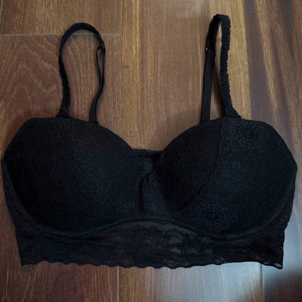 PINK Victoria’s Secret Lace Black Underwire Pull over Bralette Size Medium A-C